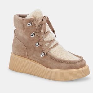 Like New! Dolce Vita Women's Jasmin Fashion Boot in Truffle Suede